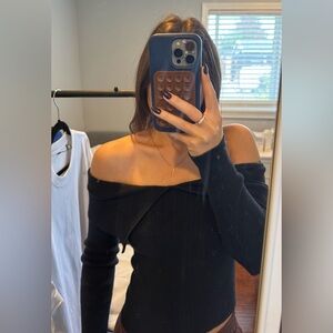 Abercrombie & Fitch Ribbed Off the shoulder Top